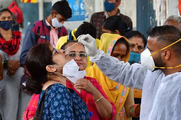 மக்களே எச்சரிக்கையாக இருங்கள் : அதிகரிக்கும் கொரோனா .. மத்திய அரசு வார்னிங் | Central Govt Advice All States For Covid மக்களே எச்சரிக்கையாக இருங்கள் : அதிகரிக்கும் கொரோனா .. மத்திய அரசு வார்னிங் | Central Govt Advice All States For Covid