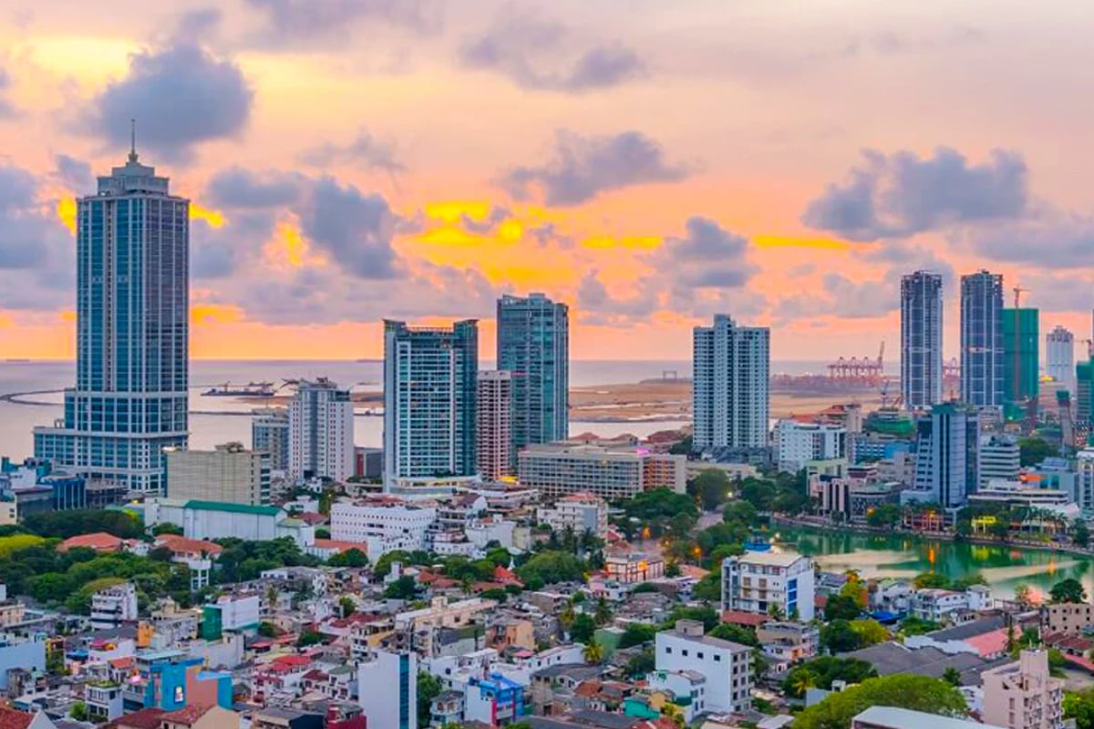 கொழும்பில் நடத்த திட்டமிடப்பட்டதாக கூறப்படும் குண்டுத்தாக்குதல் தொடர்பில் பொலிஸார் விளக்கம் | No Bomb Threat To Colombo Police Assure