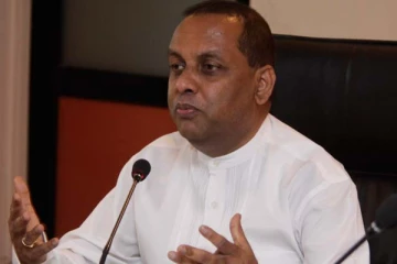 சர்வதேச நாணய நிதியத்தை அரசு நாடுவதில் தவறில்லை! - அமைச்சர் அமரவீர தெரிவிப்பு