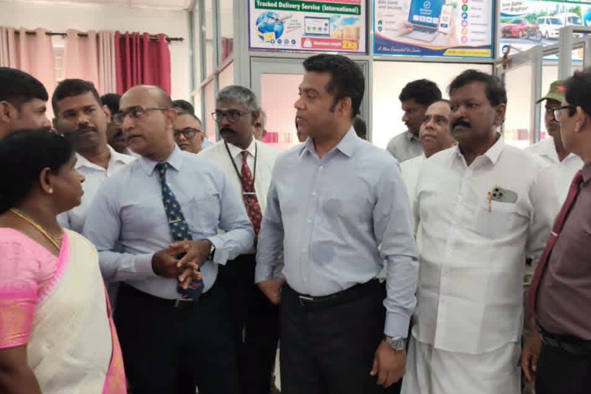 முல்லைத்தீவுக்கு புதிய அஞ்சல் அலுவலக கட்டடம் திறப்பு | New Post Office Building Opened In Mullaitivu முல்லைத்தீவுக்கு புதிய அஞ்சல் அலுவலக கட்டடம் திறப்பு | New Post Office Building Opened In Mullaitivu