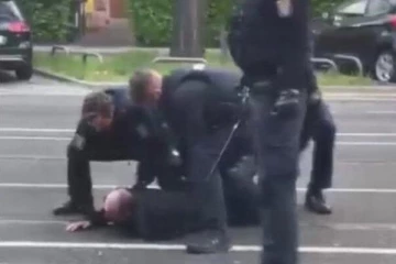 ஜேர்மனியில் வெளிநாட்டவர் மீது பொலிசார் தாக்குதலுக்கு கண்டனம்