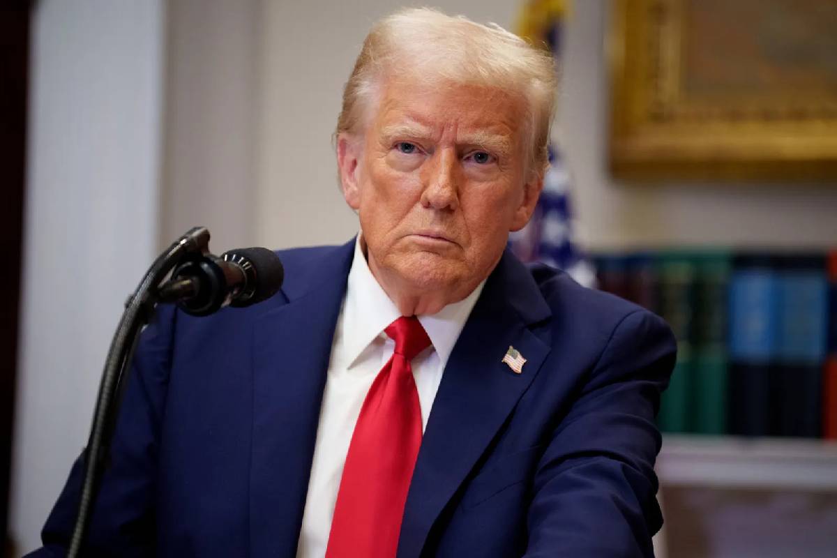 கனடாவின் பொருட்கள் மீது 50% வரி விதித்தார் டொனால்ட் ட்ரம்ப் | Donald Trump Imposes 50 Tariff On Canadian Goods கனடாவின் பொருட்கள் மீது 50% வரி விதித்தார் டொனால்ட் ட்ரம்ப் | Donald Trump Imposes 50 Tariff On Canadian Goods