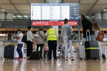 ஒரே ஒரு சிக்கல்... 5 மில்லியன் பிரித்தானியர்கள் ஐரோப்பா செல்ல முடியாது!