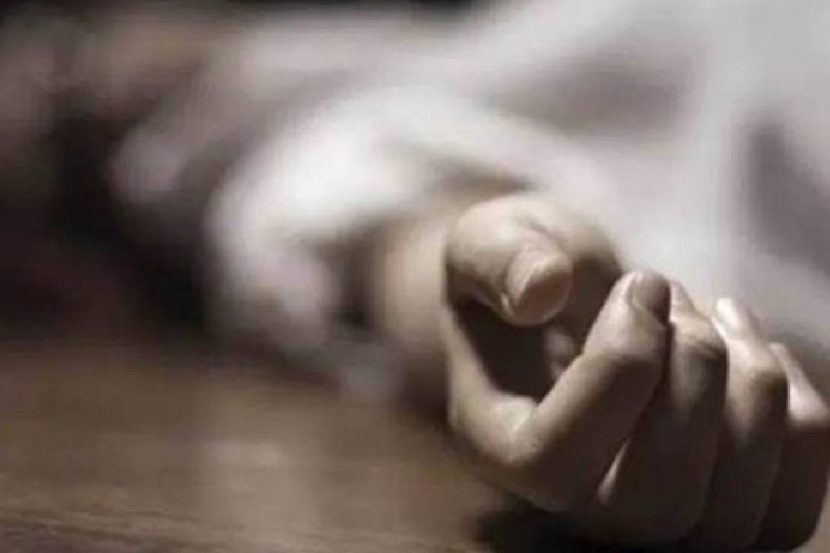 யாழில் மின்னல் தாக்கியதில் இளைஞன் பலி! | Man Died After Being Struck By Lightning In Jaffna யாழில் மின்னல் தாக்கியதில் இளைஞன் பலி! | Man Died After Being Struck By Lightning In Jaffna