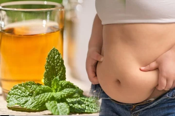 உங்களது தொப்பை கொழுப்பு மொத்தமாக குறைக்கனுமா? இந்த அற்புத பானங்களில் ஒன்றை குடிங்க போதும்