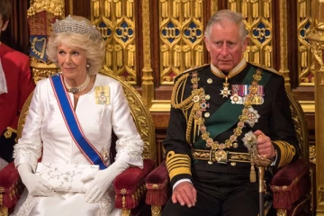 மகாராணியின் கிரீடத்தை முடிசூட்டுவிழாவின்போது கமீலா அணிவதில் என்ன சிக்கல்?: பின்னணியின் கோஹினூர் வைரத்தின் வரலாறு...