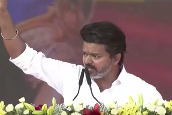 தாய்ப் பாசம் காட்டிய தலைவனை இழந்த ஈழத்தமிழர்கள் ; விஜயின் அதிரடி பேச்சு | Eelam Tamils Maternal Love Vijay S Powerful Speech