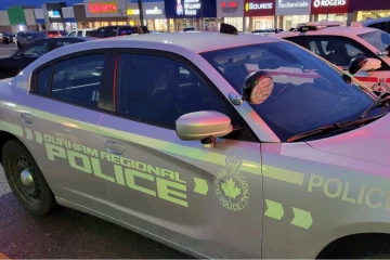 கனடவில் வணிக வளாகத்திற்குள் போலி துப்பாக்கிகளுடன் நுழைந்த சிறுவர்கள் கைது