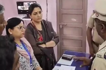 பெண்கள் சாராயம் குடிக்கும் அளவிற்கு கள்ளக்குறிச்சி போலீஸ் என்ன செய்தது? குஷ்பு அதிரடி!