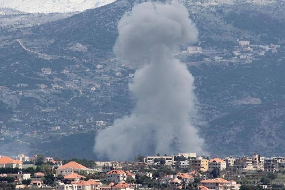 தெற்கு லெபனானில் இஸ்ரேல் உக்கிர வான்வழித் தாக்குதல்:5 பேர் பலி | Israeli Airstrikes Kill 5 In Southern Lebanon தெற்கு லெபனானில் இஸ்ரேல் உக்கிர வான்வழித் தாக்குதல்:5 பேர் பலி | Israeli Airstrikes Kill 5 In Southern Lebanon