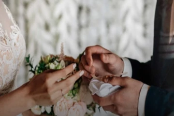 අලුත බදින්න ඉන්න අයට රජයෙන් දෙන්න යන දේ..