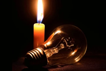 වෙසක් පොහොය නිමිත්තෙන් විදුලි කප්පාදුවේ සිදු වූ විශේෂ වෙනස මෙන්න..