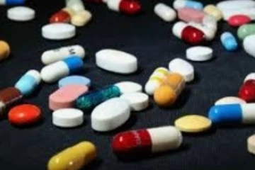 ඖෂධ මිල සම්බන්ධව සෞඛ්‍ය අමාත්‍යවරයා ගත් අලුත්ම තීරණය මෙන්න..