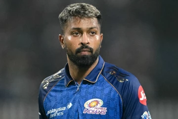 හර්දික් පාණ්ඩ්‍යා ගැන දුක හිතෙන ආරංචියක් - “IPL 2027 තෙක් ක්‍රීඩා කරන්න බැරි වෙයිද?''