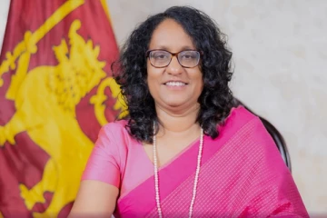 பாடசாலைகளில் பணம் அறவிட்டால் நடவடிக்கை!