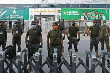 8 நாளில்  27 லட்சத்துக்கு பிரியாணி ; அதிர்ச்சியில்  கிரிக்கெட் வாரியம்!