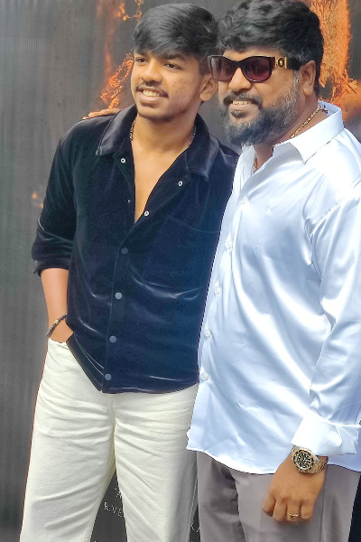 ஹீரோவாகும் விஜய் சேதுபதி மகன்.. இயக்குனர் யார் தெரியுமா | Vijay Sethupathi Son First Movie To Act As Hero