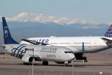 மீண்டும் 2,800 விமானங்கள் ரத்து: உலகம் முழுவதும் இறுகும் கட்டுப்பாடுகள்