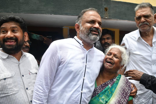 ஆறு தமிழர் விடுதலையை விரைவுபடுத்துங்கள்  - தமிழக அரசிடம் சீமான் விடுத்துள்ள கோரிக்கை | Seeman Urges Nalini And 5 Others Release