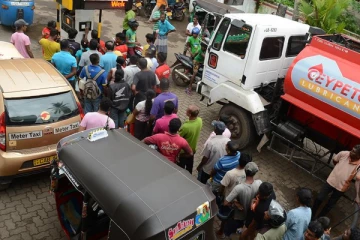 எரிபொருள் விலை அதிகரிக்கப்படாது! - அரசாங்கத்தின் அறிவிப்பு வெளியானது