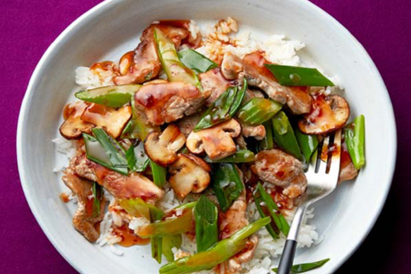 இந்த சத்தான உணவுகளில் இந்த தவறை மட்டும் செய்யாதீங்க! புற்றுநோய் வருமாம் | Foods Should Not Reheat List Cancer