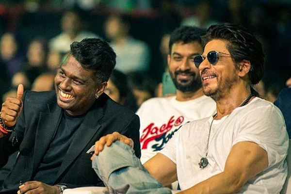 ஜவான் ஆஸ்கருக்கு செல்லும்.. உறுதியாக கூறிய இயக்குனர் அட்லீ.. கலாய்க்கும் ரசிகர்கள் | Jawan Will Go To Oscar Says Atlee