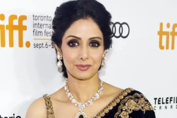 நடிகை ஸ்ரீதேவி மிகவும் திமிர் பிடித்த நடிகை.. பிரபல நடிகை கூறிய ஷாக்கிங் தகவல்