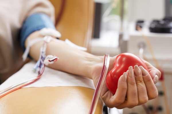 நாட்டில் ஏற்பட்டுள்ள இரத்த பற்றாக்குறை.. மட்டக்களப்பில் முன்னெடுக்கப்பட்ட நடவடிக்கை | Blood Shortage Blood Donating Camp In Batticaloa