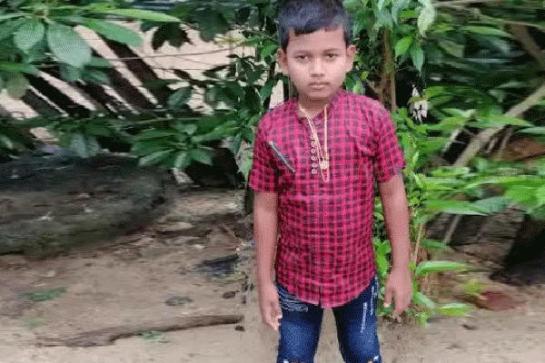 தாய் தந்தை விவாகரத்து; 13 வயது சிறுவன் மாயம்! | 13 Year Old Boy Magic