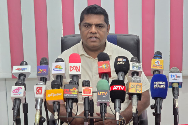 வடக்கு மாகாண சுகாதார அமைச்சின் செயலாளருக்கு மன்னார் நகர முதல்வரின் அவசர கடிதம் | Urgent Letter From The Mannar Mayor வடக்கு மாகாண சுகாதார அமைச்சின் செயலாளருக்கு மன்னார் நகர முதல்வரின் அவசர கடிதம் | Urgent Letter From The Mannar Mayor