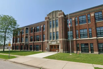 போதைப் பொருள் கலந்த இனிப்பினால் மாணவர்களுக்கு ஏற்பட்ட நிலை