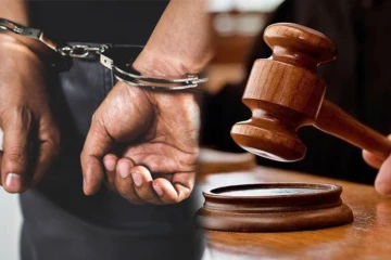 மொனராகலை பிரதேச சபை வருமான வரிப் பரிசோதகர் கைது