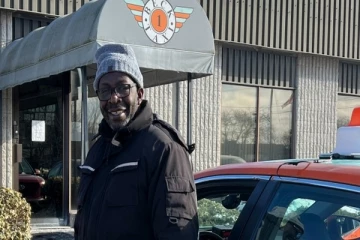 றொரன்டோவில் டாக்ஸியில் பிறந்த குழந்தை