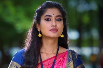 போட்டோஷுட்டில் எல்லை மீறும் சீரியல் நடிகை பிரியங்கா குமார்! காற்றுக்கென்ன வேலி நடிகையா இப்படி?