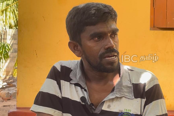 ஓர் பாதத்தை இழந்த நிலையில் தன் மகனின் பார்வைக்காக கையேந்தும் முன்னாள் போராளி | Ltte Former Maaveerar Tamils Mannar Ltte Leader