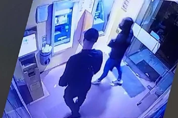 பணம் மீளப்பெறல் இயந்திரங்களை உடைத்து ஒரு கோடி ரூபாவுக்கும் மேல் கொள்ளை-வெளிநாட்டவர்களை தேடும் பொலிஸார்