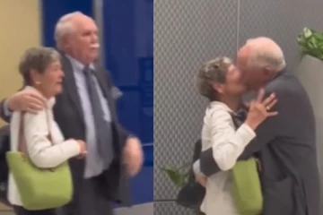 மறையாத காதல்; 60 வருஷத்திற்குப் பின் - 78 வயதில் பள்ளி தோழிக்கு ப்ரபோஸ் செய்த முதியவர்!