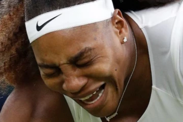 அரங்கத்திலேயே அழுத செரீனா வில்லியம்ஸ்! முதல் சுற்றிலேயே வெளியேறிய சோகம்!