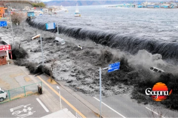 ජපානයේ ප්‍රබල භූ කම්පනයත් එක්ක සුනාමියකුත් ඇවිත් - දහස් ගණන් නිවාස අතහැර යයි[UPDATE]