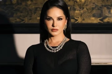 44 வயதை எட்டிய நடிகை சன்னி லியோன்.. அவருடைய சொத்து மதிப்பு எவ்வளவு தெரியுமா