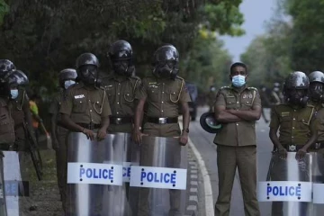 நாட்டின் 8 வது ஜனாதிபதி வாக்கெடுப்பு; நாடாளுமன்றத்தை சுற்றிலும் கடும்  பாதுகாப்பு