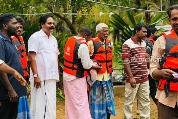 பூநகரி பிரதேசத்தில் பாதிக்கப்பட்டுள்ள கடற்றொழிலாளர்களின் இயல்பு வாழ்க்கை | Normal Life Affected Fishermen In Poonagara Area