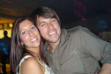 பிரெஞ்சுத் தீவில் மர்மமான முறையில் கொல்லப்பட்ட பிரித்தானிய இளைஞர்: துப்புக் கொடுத்தால் பெருந்தொகை அளிக்க முன்வந்துள்ள பெற்றோர்