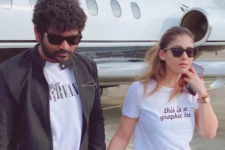காதலன் விக்னேஷ் சிவனுடன் கைகோர்த்து இணைந்தபடி விமான நிலையத்தில் நடிகை நயன்தாரா.. வெளியான புகைப்படங்கள்..