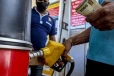 තෙල් මිල ඉහළ යෑම ගැන රජයෙන් බරපතළ ප්‍රකාශයක්