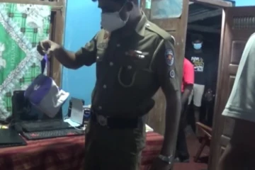 வவுனியாவில் பெண் ஊடகவியலாளரின் வீட்டில் பட்டப்பகலில் பாரிய கொள்ளை(photos)