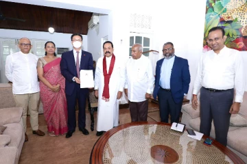 சீன ஜனாதிபதிக்கு வாழ்த்து மடல் அனுப்பிய மகிந்த (Photos)