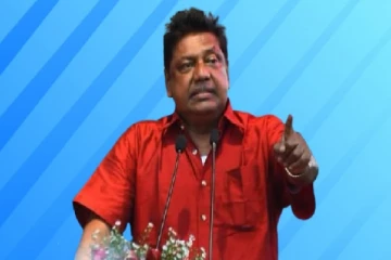 13வது திருத்தச்சட்டம் நடைமுறைப்படுத்தப்படுவதை சீர்குலைக்க வேண்டாம்-ரதன தேரரிடம் கோரிய குமார வெல்கம