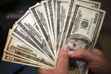 அடிக்கடி பணம் தேடி தேடி வரும் 5 ராசிக்காரர்கள் யார் யார் தெரியுமா? கொடுத்து வச்சவங்க....!