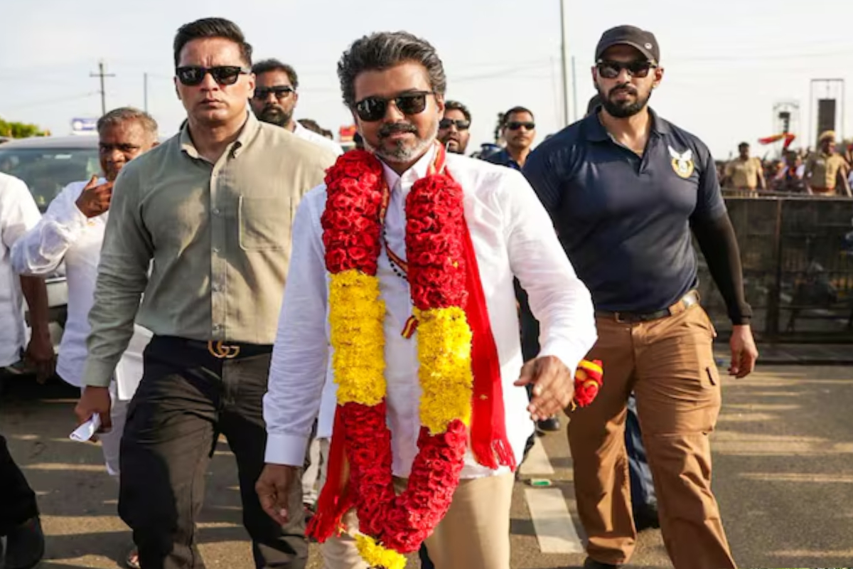 ஆளுநருக்கு தவெக கடிதம் : திரைமறைவில் நடக்கும் இரகசிய பேச்சுவார்த்தை | Tvk Vijay Letter To India Governor Inviting Govt
